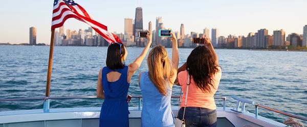 riverboat tours in chicago